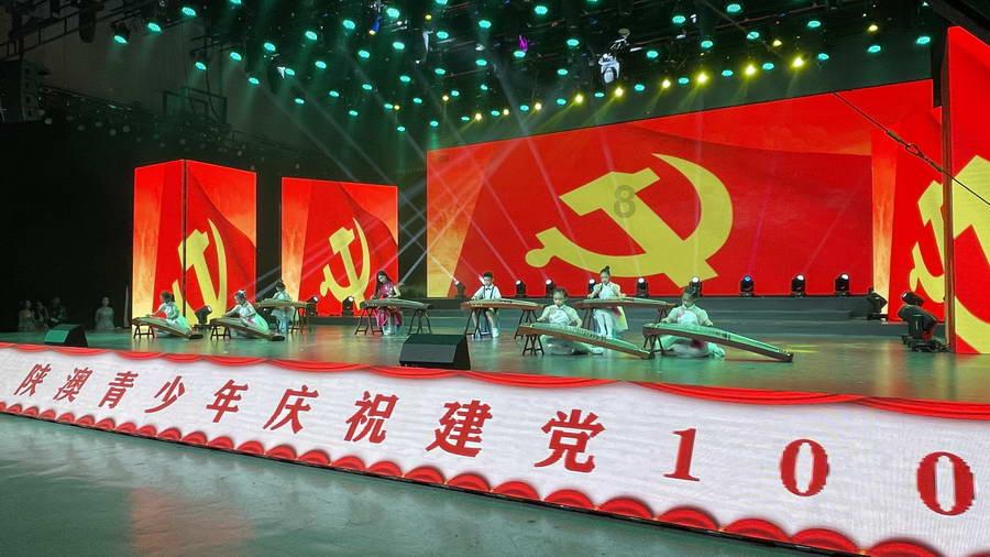 为什么蜜蜂蜇人后自己会死？游戏画面